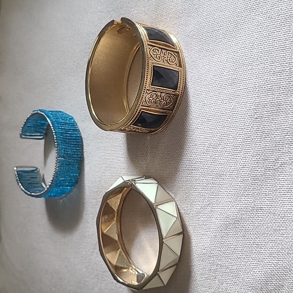 3 banglebracelets - Picture 2 of 2